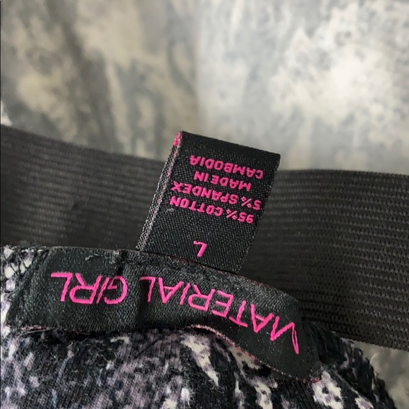 Material Girl Black Print Bodycon Dress - Picture 6 of 6